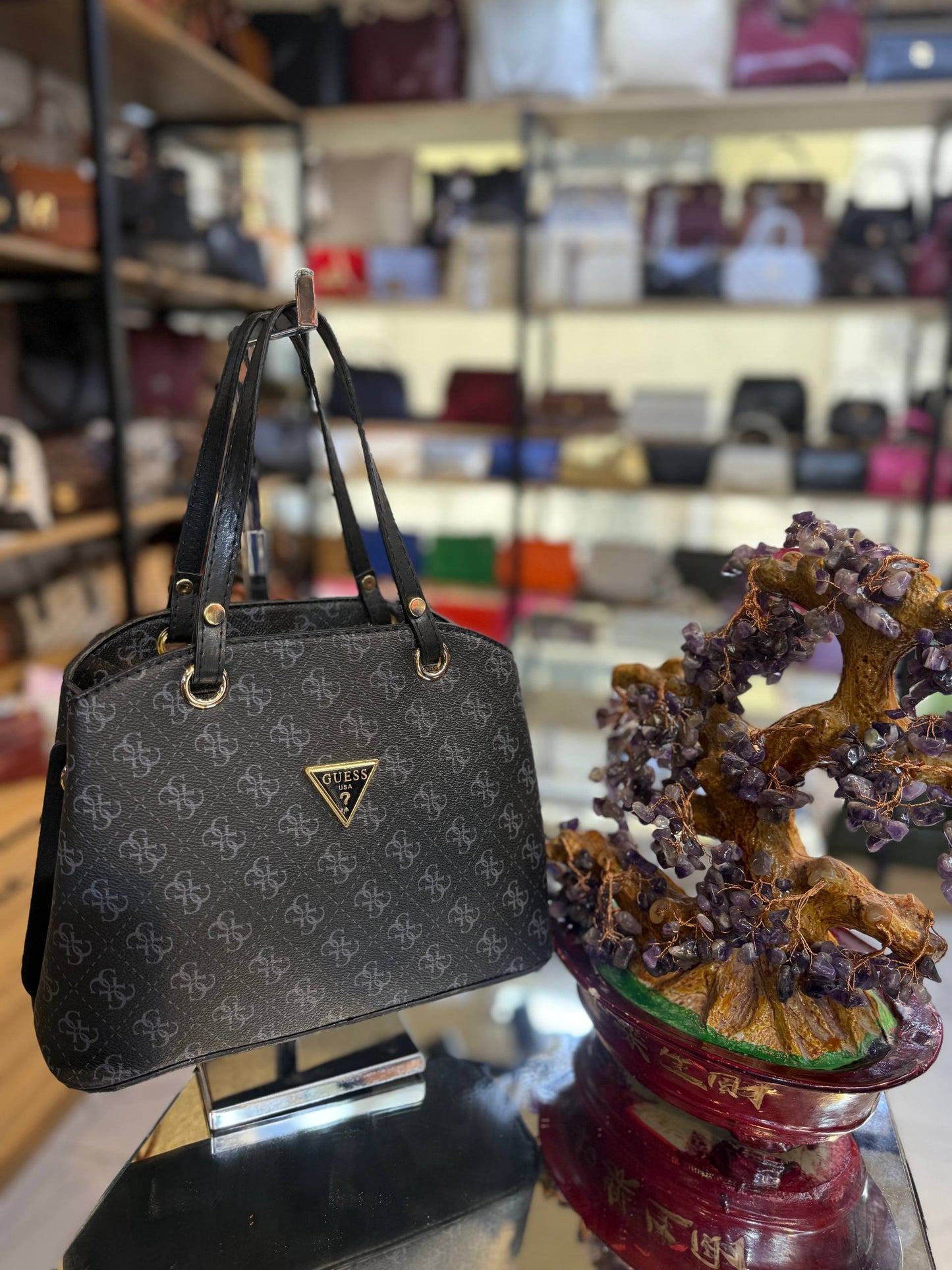 Guess Logolu Monogram Çantası