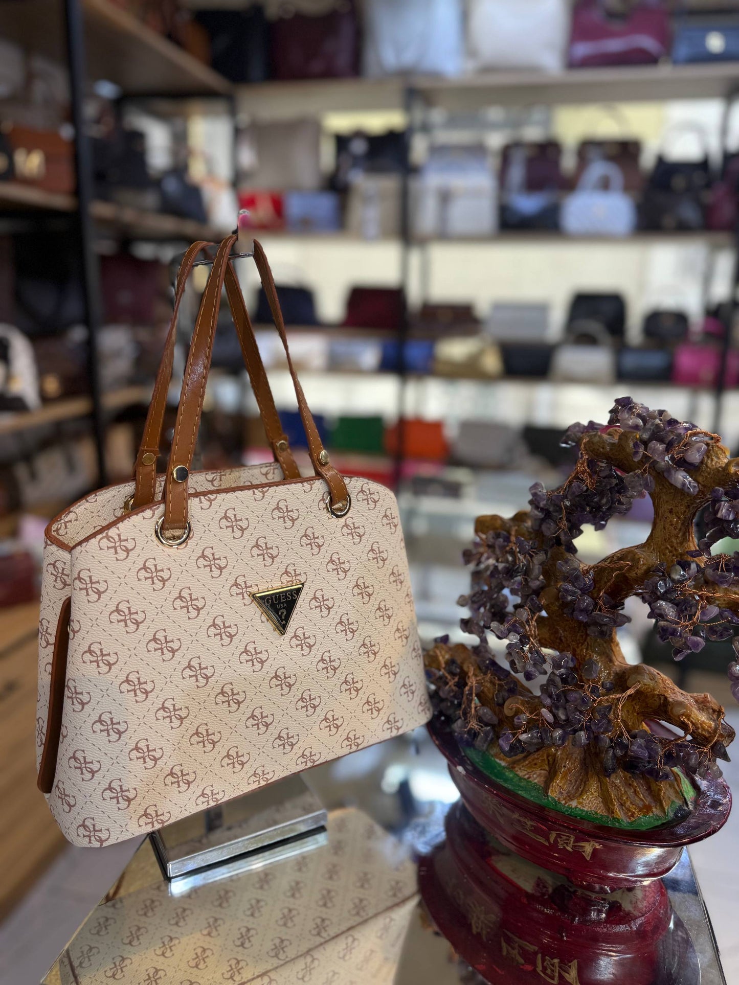 Guess Logolu Monogram Çantası